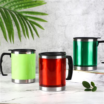 Tasses à café glacées en plastique réutilisables